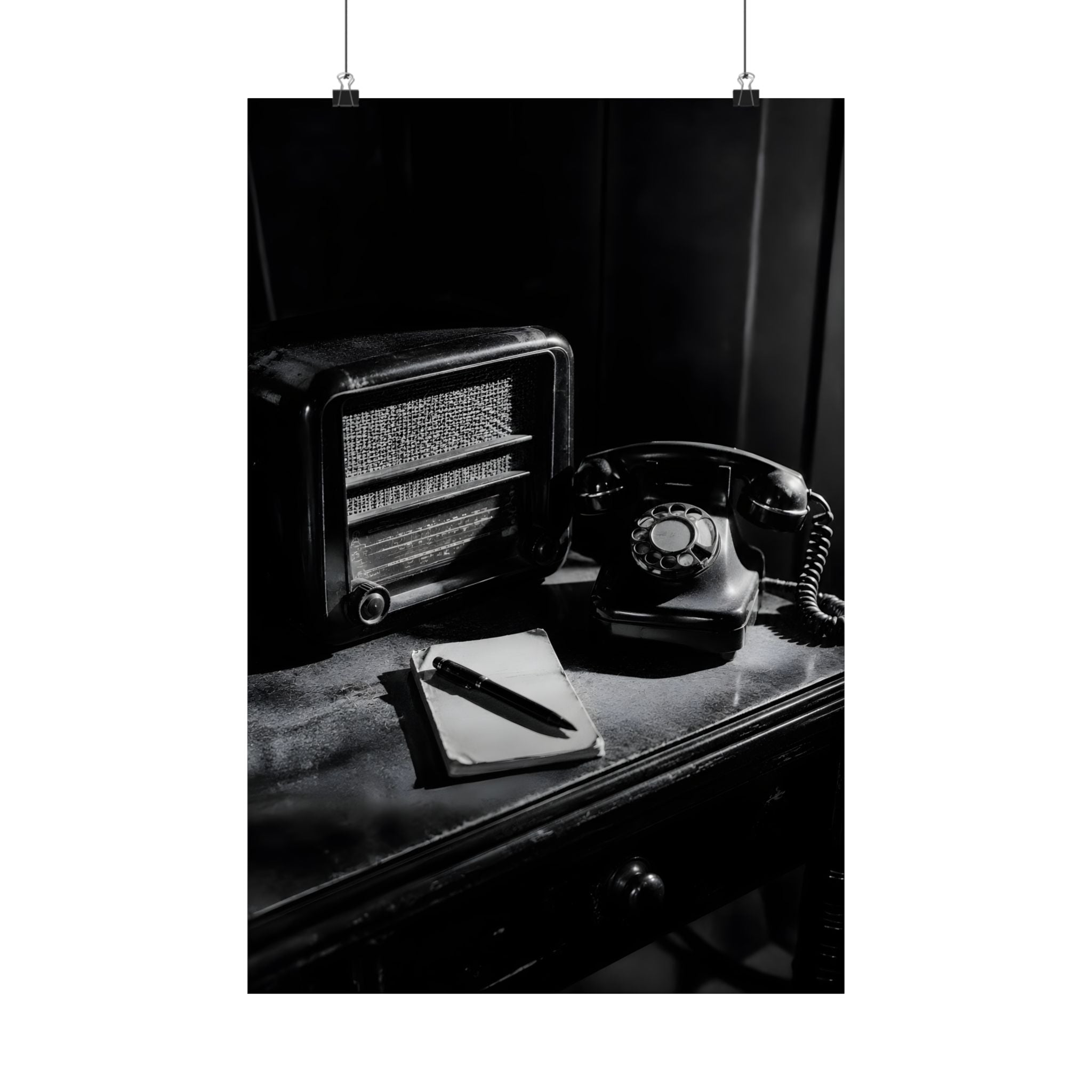 Noir The Phone