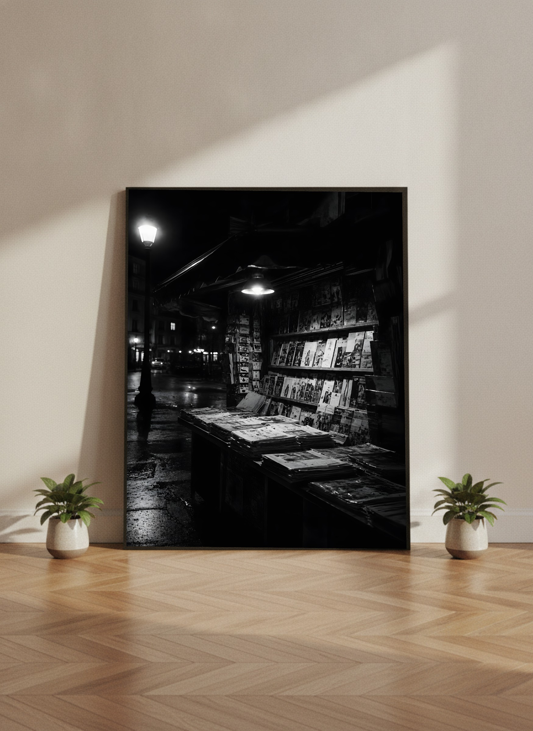Noir Stand